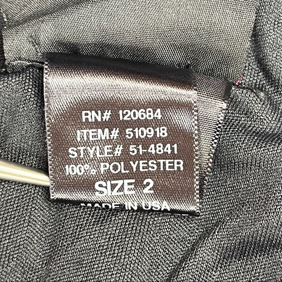 Vintage Torrid Black Crinkle One Shoulder Top Size 2 - Picture 10 of 12